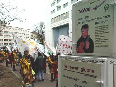 98ladi2.jpg (29363 Byte)